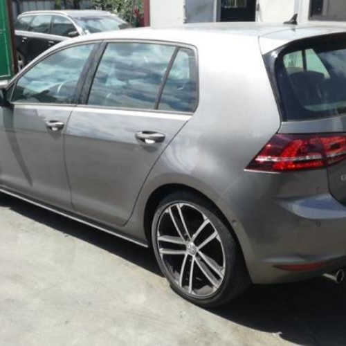 Vehicule-VOLKSWAGEN-GOLF-VII-2-2013-37ec113f675e1cb3d97a1dc5e4132a92a6426401dce52356a1a8b599774a5f6e_mtn.jpg