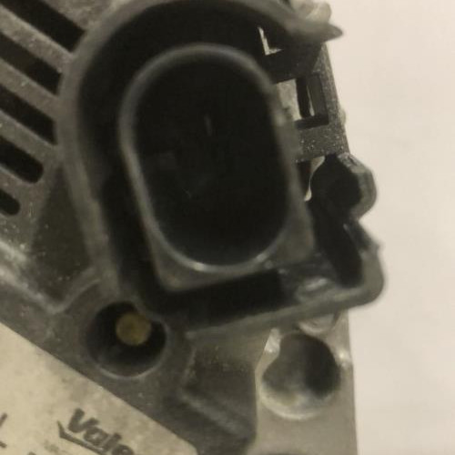 42680966-a95a8313-f542-4963-bfff-e06e7ba9d65f-Piece-Alternateur-03L903023M-VOLKSWAGEN-GOLF-7-PHASE-1-0c122b83afc25a0e55162d7e34baaadb1ca6fba5b1512586bab4517efc0b5bbd_m.jpg