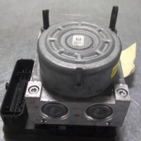 42680971-ce3502f8-069d-4fc9-8aad-7877e742f610-Piece-42680971-Bloc-ABS-5Q0614517TBEF-VOLKSWAGEN-GOLF-7-PHASE-1-20-TDI-16V-TURBO-1fe52448a8f00cecca04347bc5daea02e9708db8f094960062bfbda75cbc9553_m.jpg