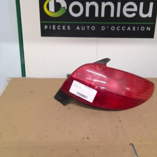 Piece-Feu-arriere-principal-droit-%28feux%29-PEUGEOT-206-6e1ffe95740381eeb17fff6b840c02337f3638e036b7c8d3953395357180344d_mtn.jpg