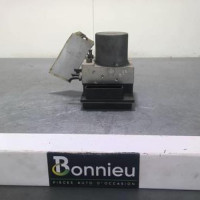 42910429-3e42affd-1932-4e84-9539-5c529bf10079-Piece-42910429-Bloc-ABS-8K0614517DG-AUDI-A4-3-AVANT-PHASE-1-BREAK-20-TDI-16V-TURBO-43d7b60929fbb7683bddf04e24b5bd85cf36721f65bab98aaaa8e7425ea2c49f_m.jpg