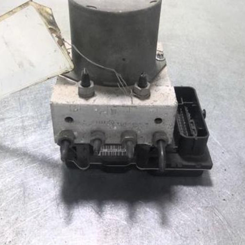 42910429-e60e1be6-ee61-444f-9401-05eeb4974002-Piece-42910429-Bloc-ABS-8K0614517DG-AUDI-A4-3-AVANT-PHASE-1-BREAK-20-TDI-16V-TURBO-bafed72ea627acbe8c8f8082c573117bc1577c58cf54cab3ab1501a6258e5d28_m.jpg