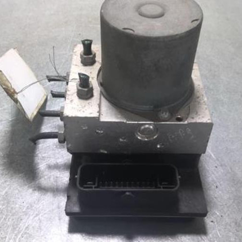 42910429-b78ac660-e109-43d9-bb4d-d85317470ca0-Piece-42910429-Bloc-ABS-8K0614517DG-AUDI-A4-3-AVANT-PHASE-1-BREAK-20-TDI-16V-TURBO-2ecb83d92479c8ce5277a7cf674c9aeb1e6543772249c5a9b864a5c395552337_m.jpg