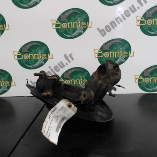 Piece-Moyeu-avant-droit-VOLKSWAGEN-SCIROCCO-.-Diesel-5b73e2e3e23bdf01bb87d8ece79cbcb4053035d9f3e4ec1e1732b2156b866e22_mtn.jpg