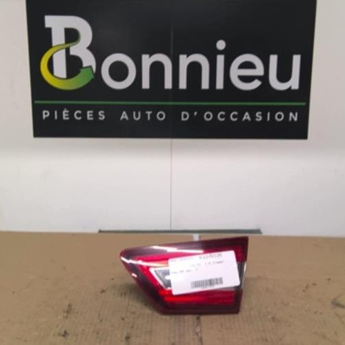 Piece-Feu-arriere-secondaire-droit-%28feux%29-265505796R-RENAULT-CLIO-4-PHASE-1-1.5-DCI--8V-TURBO-1d140f890fd7330c39f67d367d6a6929b63063d9c668bfd573891b5be2cdf899_mtn.jpg