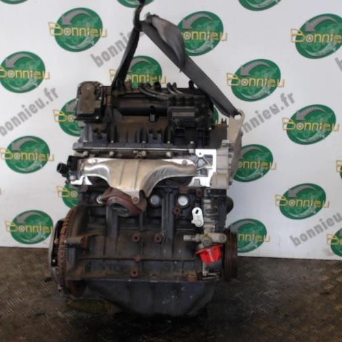 Piece-Moteur-RENAULT-CLIO-II-PHASE-4-Campus-Authentique-Essence-d31d06646bd460a6638648d6012ec7bee1e715a35a98fed22b8bdfa0595c7c62_mtn.jpg