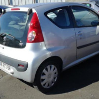 Vehicule-PEUGEOT-107-PHASE-1-1-2006-92a77ffa18b75a0f37f9ab00819aa00efc042b9bd593f0524dd193be4486eaf0_mtn.jpg