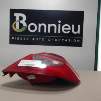 Piece-Feu-arriere-principal-droit-%28feux%29-8200459960-RENAULT-CLIO-3-PHASE-1-Diesel-561037eb5bed7ef8cee42ab2d4353785e04183a978e335d4fe2fd4b200e4208f_mtn.jpg