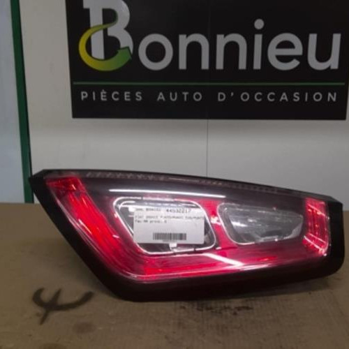 Piece-44532217-Feu-arriere-principal-droit-0000051927096-FIAT-PUNTO-EVO-3-1.4i--8V-15e4aa3a5f42a754ca3809817ad72efc85022900e1d9caecbf06165a456cde5f_mtn.jpg