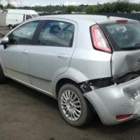 Vehicule-FIAT-GRANDE-PUNTO-PUNTO-EVO-PUNTO-2012-PUNTO-2012-1-4-2013-2763737c3b4066c1fb2b6ce55c127d03c14e435dada08943019b8700adfc752e_mtn.jpg