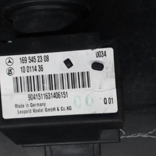 Piece-Neiman-MERCEDES-CLASSE-A-%28169%29-CLASSE-A--BM-169-Diesel-b4884771a50a9ba3b250659d2a126656d31e9cbae699f9405e5468ec8b253e34_mtn.jpg