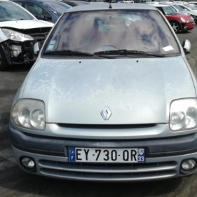Vehicule-RENAULT-CLIO-II-1-6-2000-13748ad41c738a124304e39039dde827192dde1e0aa097363066f1ef3d9ea6a3_mtn.jpg