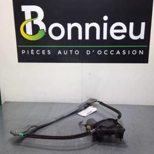 Moteur leve vitre avant droit