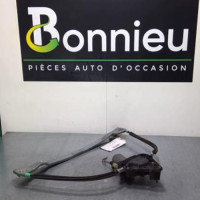 44617740-d336c3ec-2480-4ae4-8bb0-3326aa739f39-Piece-44617740-Moteur-leve-vitre-avant-droit-7701207254-RENAULT-CLIO-2-PHASE-1-16i-16V-73d03624f80be81bbf5476d8892d410ff86e116b6204b7f507cc22dca2e8a866_m.jpg