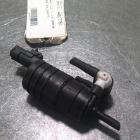 44617751-6843a95a-4799-416a-9b3b-e68a57ee4d2f-Piece-44617751-Pompe-lave-glace-avant-7700430702-RENAULT-CLIO-2-PHASE-1-16i-16V-35ae65e616a0cb1a75d5555d38bdd5dcf5d913d7534727e76598d2958d39237f_m.jpg
