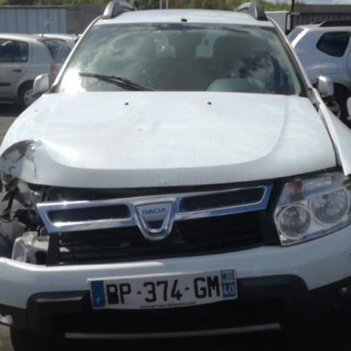 Vehicule-DACIA-DUSTER-Ambiance-1-5-2011-6b592e929beb22a90d863994e4d825c8f81fcd6ea12b67bf479232bc59c6f7e2_mtn.jpg