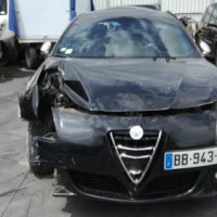 Vehicule-ALFA-ROMEO-GIULIETTA-Distinctive-2-2010-3a044ce8293689e9adfcf0f46c3f249bbf4ffff79027e2c042cdcd1fab2d6674_mtn.jpg