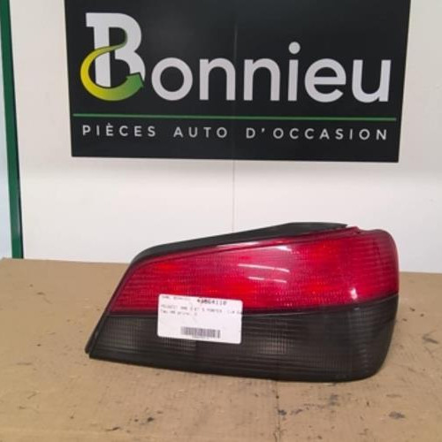 Piece-Feu-arriere-principal-droit-%28feux%29-6351H7-PEUGEOT-306-PHASE-2-Essence-48ed1be61817025c488f56be4dd1cc3b027fb1b3d21e44215431d6cc71dc93a2_mtn.jpg