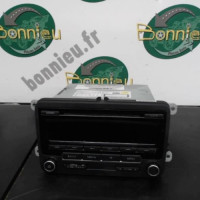 Piece-Autoradio-dorigine-VOLKSWAGEN-POLO-VII-%286R%29-Diesel-3df9ec4affb221b591372fb86ca8278d7d1e850bb95d24d7a5bc1c7fa70c1dc9_mtn.jpg