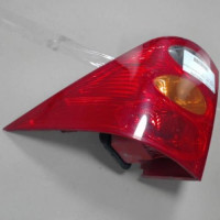 Piece-Feu-arriere-principal-droit-%28feux%29-6351V5-PEUGEOT-1007-1.4i--8V-439d9316de869770e8b2b4b1efd8bb98448004d07197be6a74d37ffb39f54ee5_mtn.jpg