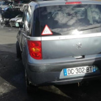 Vehicule-PEUGEOT-1007-Avant-Premiere-Dolce-1-4-2005-d3358d8574fc37c88c210e3b5cfe86f1ba38b1115314d6372d2621b5002386f7_mtn.jpg