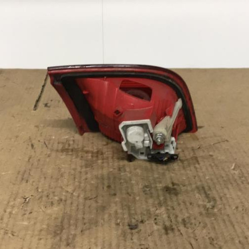 Piece-Feu-arriere-secondaire-droit-%28feux%29-AUDI-A3-2-SPORTBACK-PHASE-1-224d0028070985100a61ad87751ed6e36b850ce294974749358409631304fc9b_mtn.jpg