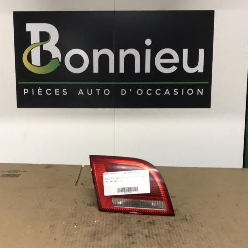 Piece-Feu-arriere-secondaire-gauche-%28feux%29-AUDI-A3-2-SPORTBACK-PHASE-1-28d2d98a7f458fe95e11cfcce9e557450e25e31d8f479862ba80b7bf9a270c38_mtn.jpg