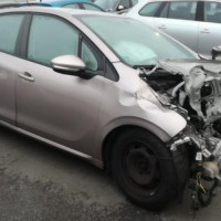 Vehicule-PEUGEOT-208-Access-1-6-2012-b81b69777c0da61671cee64bc78902c3f413d35b7dc831ac45a9e3f4b3bcf201_mtn.jpg