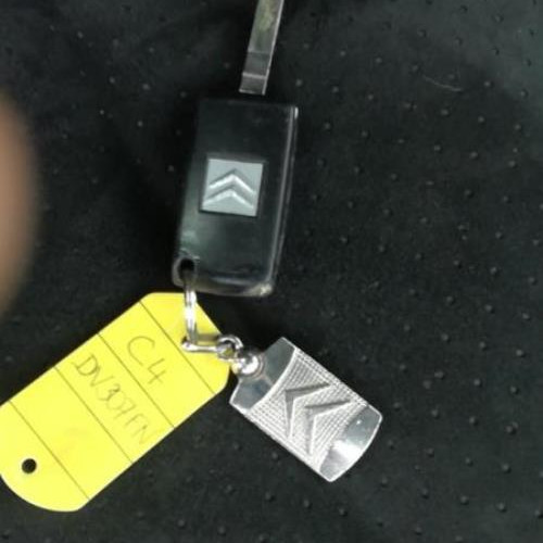 Vehicule-CITROEN-C4-2-2007-de0d7df313aa8b0ffdd29c6ee5080ac5dc7893d1543be560ac30be524b33f219_mtn.jpg