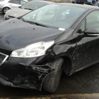 Vehicule-PEUGEOT-208-Access-1-4-2013-7ed4ef7c29718af15980f4f6fee63e6fcd3ba0c4c83b4bac53ecda938e883e20.jpg