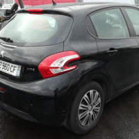 Vehicule-PEUGEOT-208-Access-1-4-2013-7db20b49bd7d91347048846c0aa5605d23d41e9370579c0fae36b2d935e2a019.jpg
