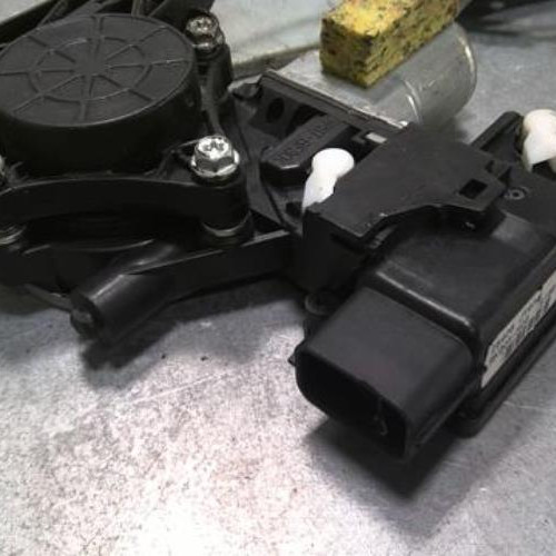 47113575-6bcb037d-3a5c-4196-8fda-6748a9f0460d-Piece-47113575-Moteur-leve-vitre-avant-droit-80750JY40A-RENAULT-KOLEOS-1-PHASE-2-20-DCI-16V-TURBO-602c82d6d5a6e5a6a0bfc7b5f977c5f307d9e5323913bf914a62602dc507fcef_m.jpg