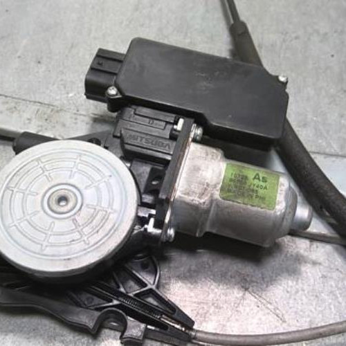 47113575-0d55661e-8bc4-4d0c-894d-defccd349cea-Piece-47113575-Moteur-leve-vitre-avant-droit-80750JY40A-RENAULT-KOLEOS-1-PHASE-2-20-DCI-16V-TURBO-84fb81e9006c13cf78287e61f1e579a1ee078692b34821467e9b99921a7c1cbf_m.jpg