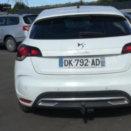 Vehicule-CITROEN-DS4-2-2014-e3071a44ceedc0a6dc4b692da826e23f708237d5fa552cb145b62286a64a162c_mtn.jpg