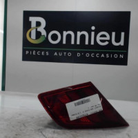 Piece-Feu-arriere-secondaire-gauche-%28feux%29-9677818380-PEUGEOT-308-2-PHASE-1-1.6-BLUE-HDI--8V-TURBO-8f5ce1a511bdd19c6a802b9d7b862c083701add0be231853560cf44a10d43671_mtn.jpg