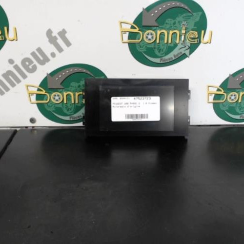 Piece-Autoradio-dorigine-PEUGEOT-308-PHASE-2-Diesel-f9b84e96354e2a316b4b9a85a10269f53b7df3b5a3b2594e50446662745377fd_mtn.jpg