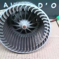 Vehicule-PEUGEOT-308-PHASE-2-1-6-2015-0f13d1fb9b827cd648a0b3fa5a6b83b7d34eb5733fe16d3664a53441717cfe1b_mtn.jpg