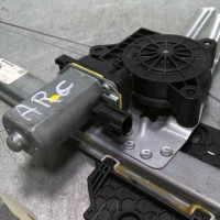 47630453-b68569e3-5c90-4195-b7a0-4d4b4c35cdf6-Piece-47630453-Moteur-leve-vitre-arriere-gauche-DACIA-SANDERO-2-PHASE-2-10i-12V-SCE-75-275d5d7d53c28e96e24352a1d30a85ab71e46d17eec8ef27774dd569966ded0e_m.jpg