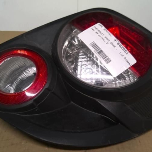 Piece-47662851-Feu-arriere-principal-droit-CHEVROLET-AVEO-2-1.3-VCDI--16V-TURBO-17b8b024f87f2da6ff383ac6c5352e02021db9d3373167eb38346f64c470c6f0_mtn.jpg