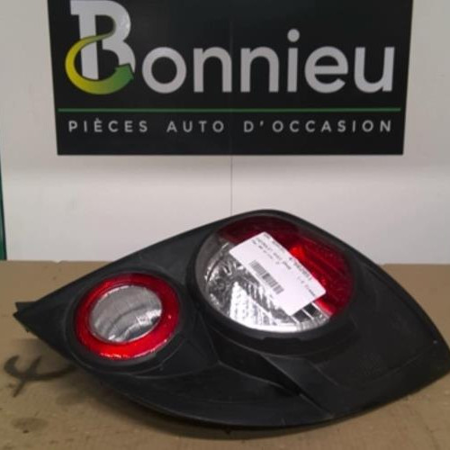 Piece-47662851-Feu-arriere-principal-droit-CHEVROLET-AVEO-2-1.3-VCDI--16V-TURBO-c3fbbde8f8aa774468222a658bf4565665f9dd4b805976696d28c1e89e53801a_mtn.jpg
