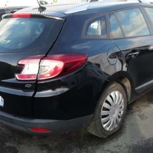 Vehicule-RENAULT-MEGANE-IV-1-5-2013-4d1e3967a1209cd016683ac93d866b9b4f9a1bc03fdf22119079ba96dac15348_mtn.jpg