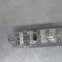 Piece-Interrupteur-de-leve-vitre-%28Bloc-complet%29-RENAULT-MEGANE-III-PHASE-2-3ee33e25ad734b610185912baac4289bb17a0aab6fb758a590efef1689dc0176_mtn.jpg
