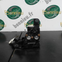 Piece-Bloc-ABS-%28freins-anti-blocage%29-RENAULT-MEGANE-III-PHASE-2-9364f92b4a3e6d5ca003c58f057c80e43719c9f8e535c49b47654f29e64ba120_mtn.jpg