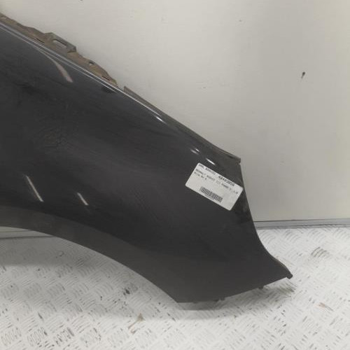 Piece-Aile-avant-droit-631004270R-RENAULT-SCENIC-3-PHASE-1-2c3adb29faf03e10f6c7238ef0c8ee28d4c32751e2e3d701bebdf83399e7b26c_mtn.jpg