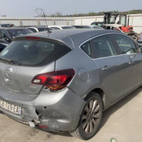 Vehicule-OPEL-ASTRA-J-2012-28405434f7fff914c2f14231cebcbe8a583fd683e30df0f586e3d679d6c3a7b6_mtn.jpg