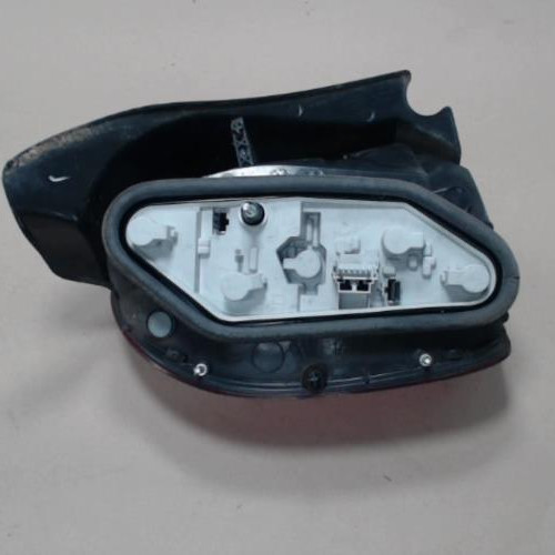 Piece-Feu-arriere-principal-droit-%28feux%29-8201012188-RENAULT-GRAND-MODUS-PHASE-2-1.2i--16V-8547c75e68d9d42d38c7ea448fc96ffb543eacfa5c4da8623190dc39b37dad83_mtn.jpg