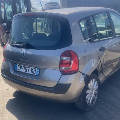 Vehicule-RENAULT-GRAND-MODUS-2012-5eda49c1af20cbbc9450f6239ec6cd3288a037d028cf214d0e7afd418b6d4891_mtn.jpg
