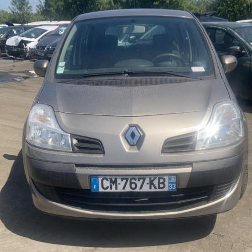 Vehicule-RENAULT-GRAND-MODUS-2012-1e2ecb98e13a75ad67d8712547cef4e62e6695aa414236df4c5e00e28c5f5cab_mtn.jpg