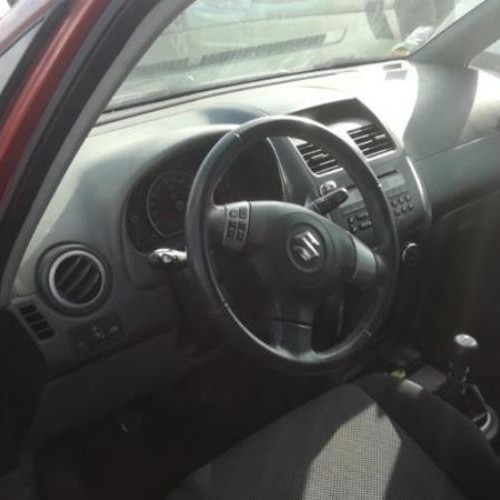 Vehicule-SUZUKI-SX4-GLX-1-9-2007-7e4d87ac4276812f53c52bd19a665ad0901440da18262262699f2e76abc15a4a_mtn.jpg