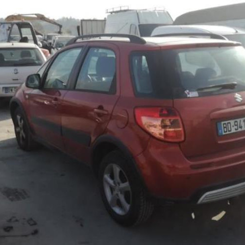 Vehicule-SUZUKI-SX4-GLX-1-9-2007-08df402b7aa9250e83f8290fa47d05dbf477f39f71d4133ae3761f3e7ab5d2cf_mtn.jpg